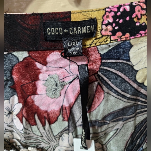 Coco + Carmen Floral Beaded V-Neck Dress W/Sleeve Ties NWT - Picture 4 of 8